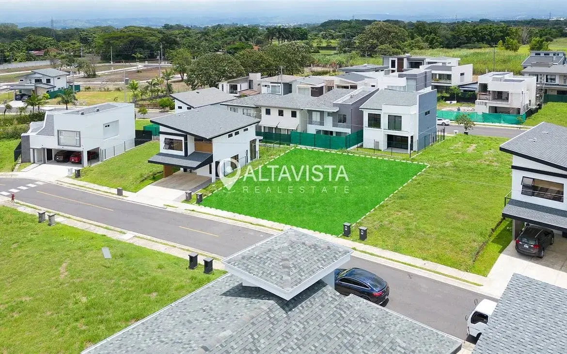 Terreno en Condominio Villa del Sol
