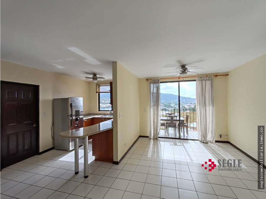 Apartamento en Condominio Brisas del Oeste