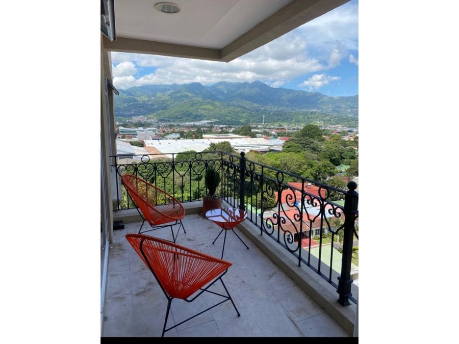 Apartamento en Torres del Lago