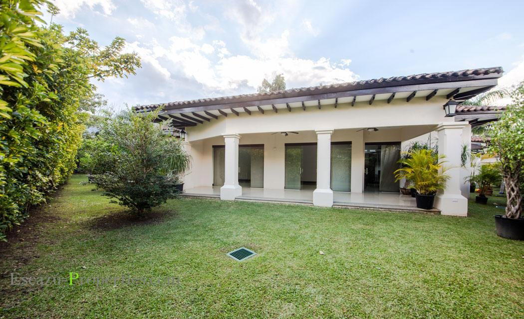 Propiedad en Condominio La Hacienda
