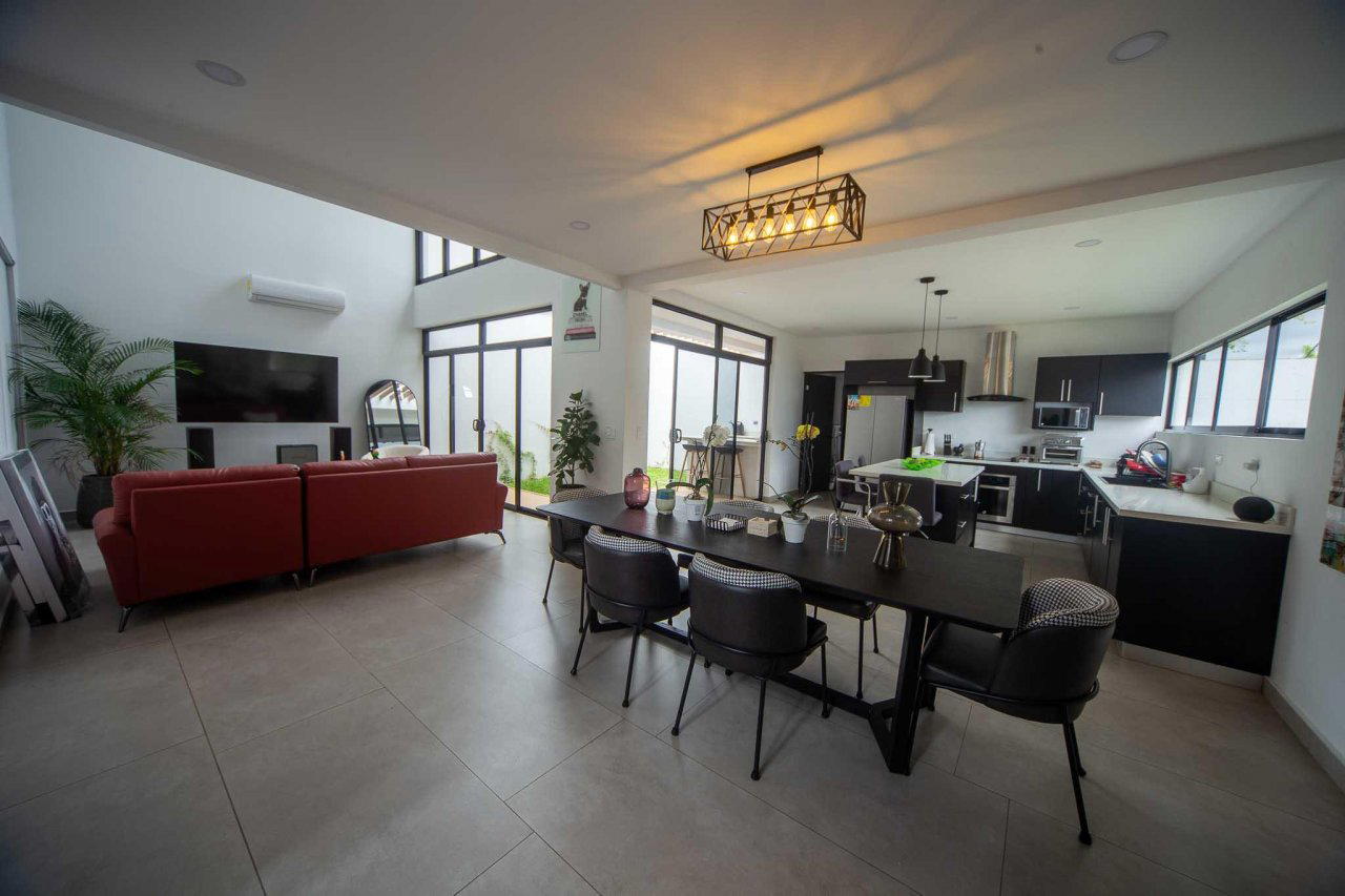 Property at Condominio Vistara