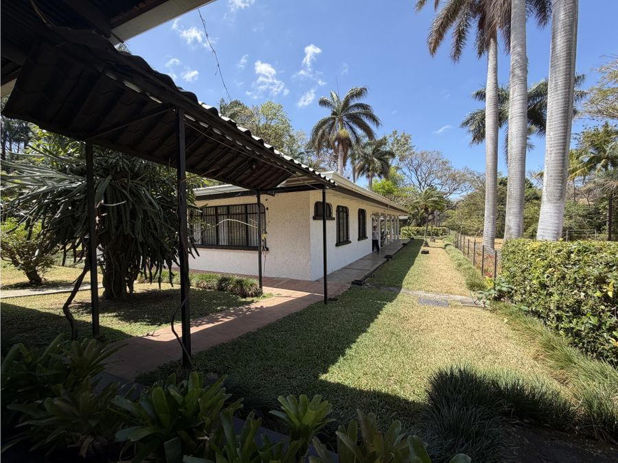 Estate at Las Horquetas