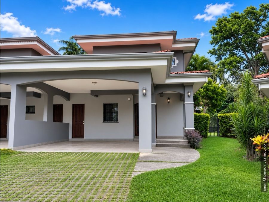 Casa en Escazú