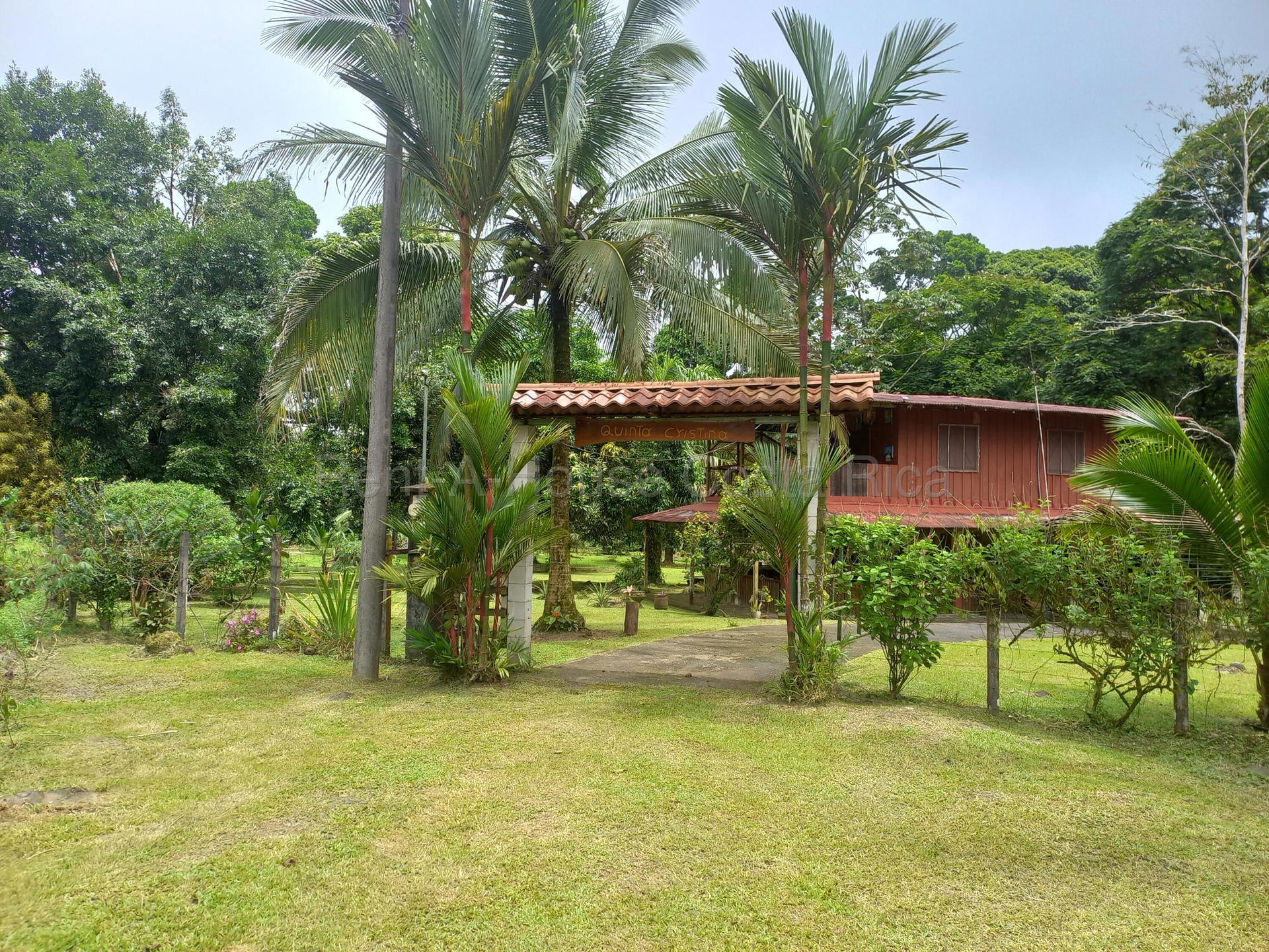 House at Guápiles
