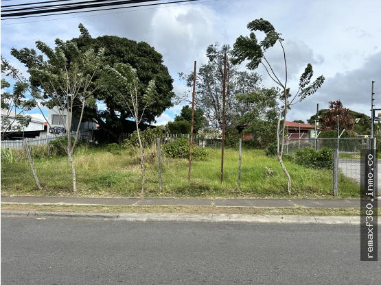 Terreno en Barrantes