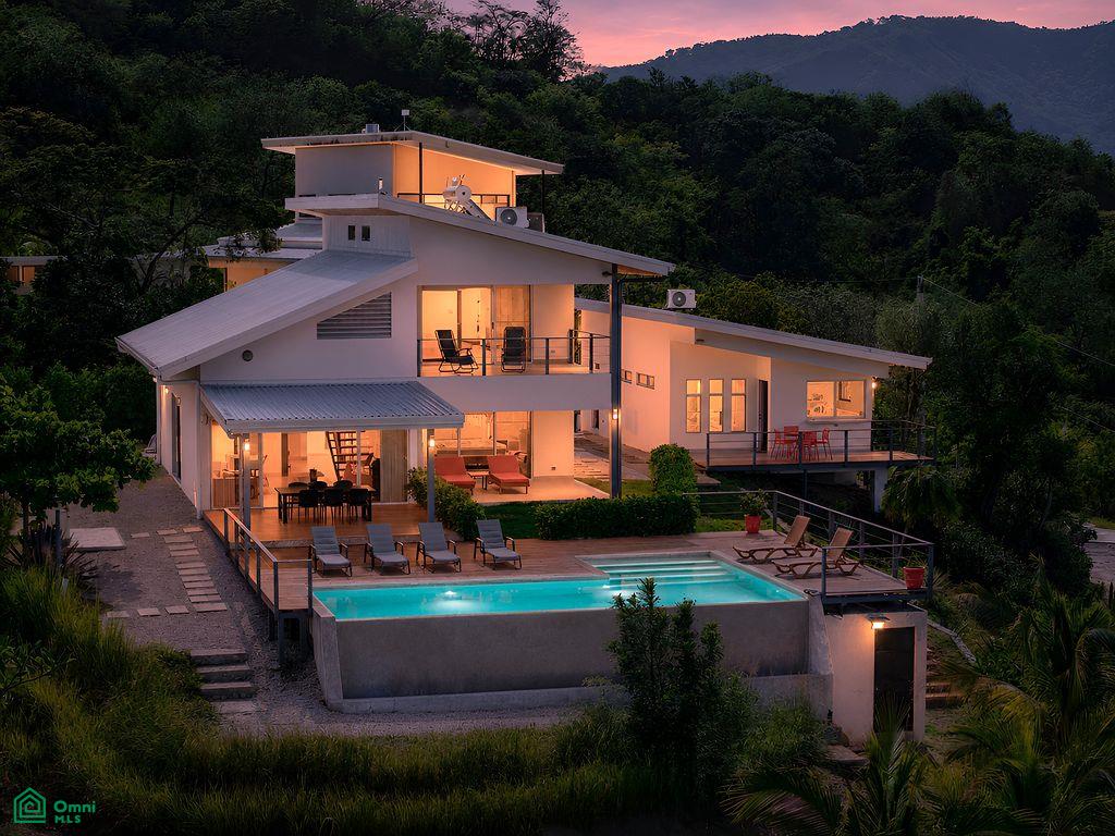 House at Santa Cruz