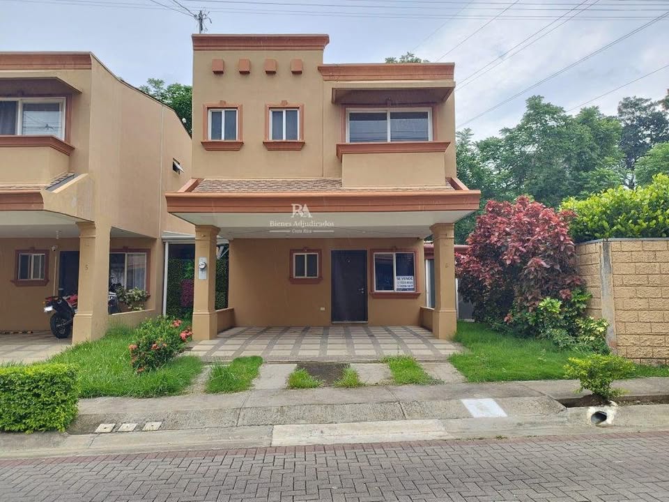 Casa en Condominio Doña Elsie