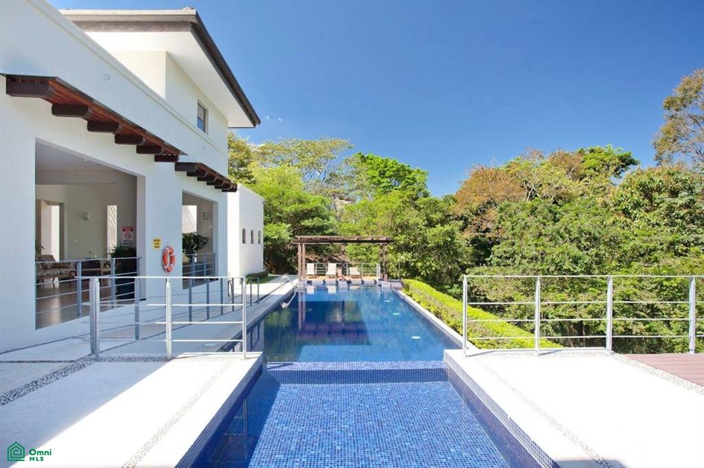 Property at Condominio Cerro Colón