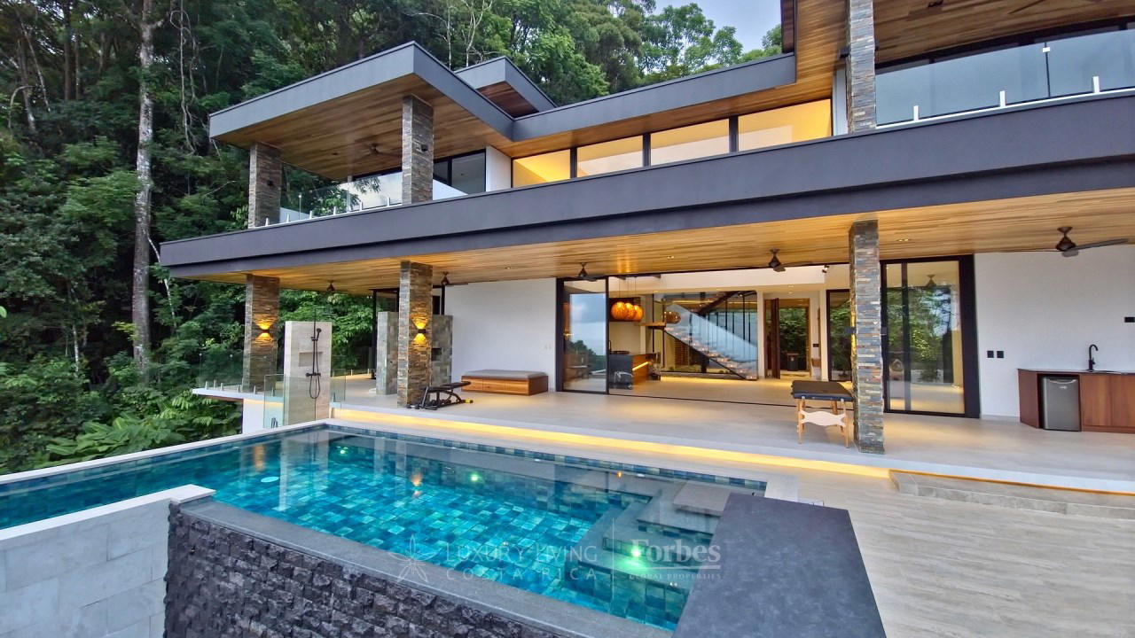 Property at Bahía Ballena