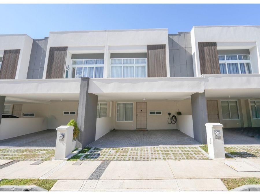 Casa en Condominio La Vita