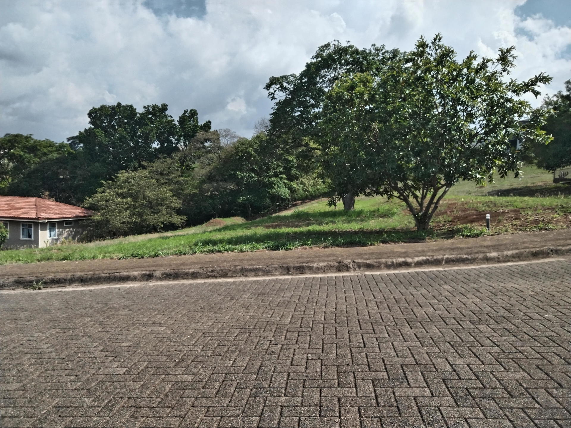 Terreno en Hacienda del Paseo