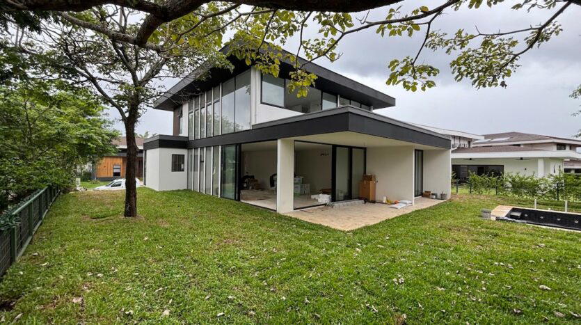 Casa en Hacienda Peraz