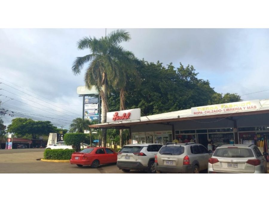 Comercial en Santa Cruz