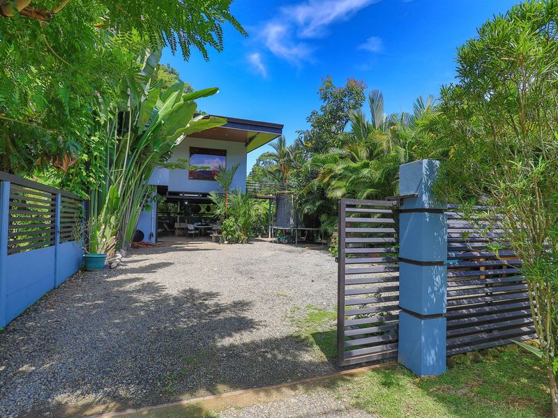 Comercial en Bahía Ballena