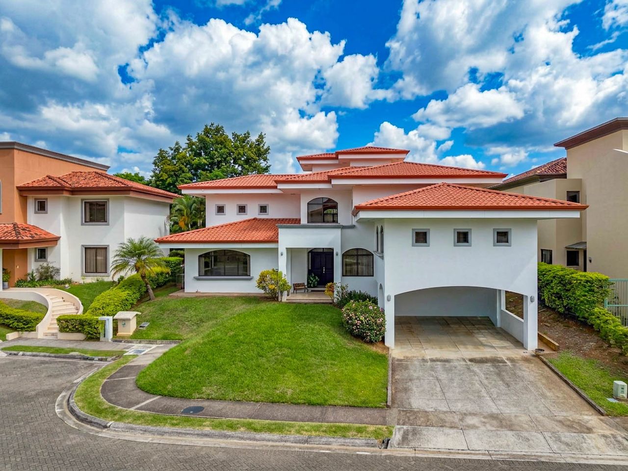 Propiedad en Condominio Hacienda del Sol