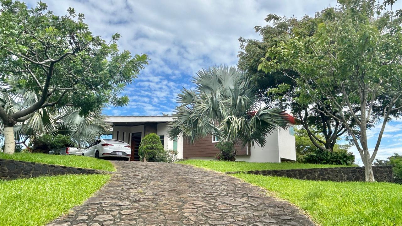Casa en Guácima