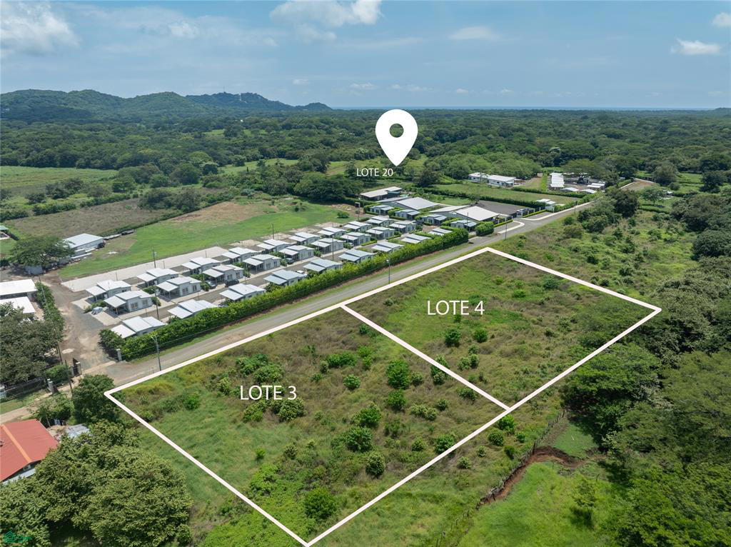 Land at Tamarindo