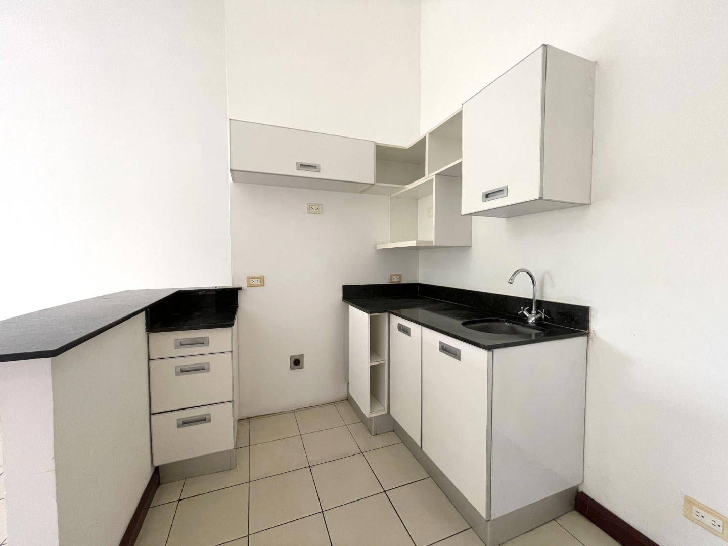 Apartamento en Avalon Santa Ana