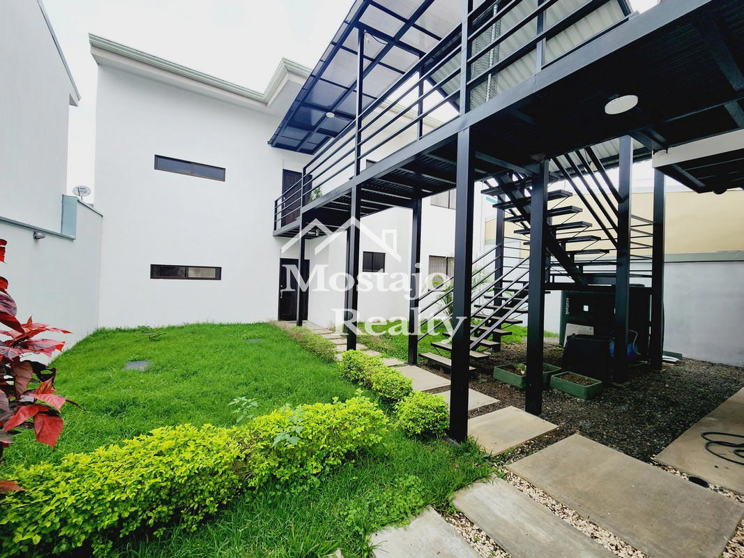 Property at Paraíso