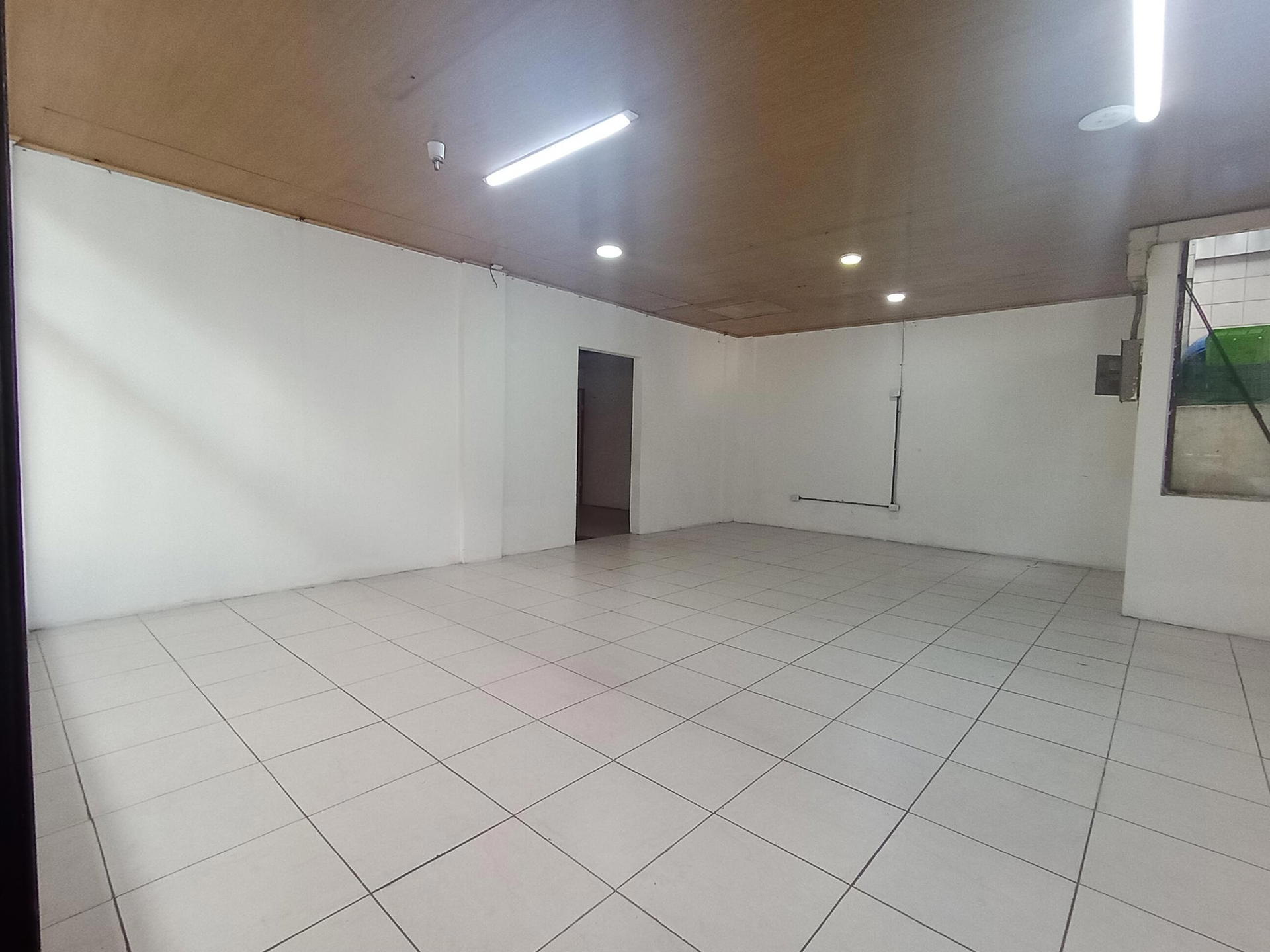 Comercial en Desamparados