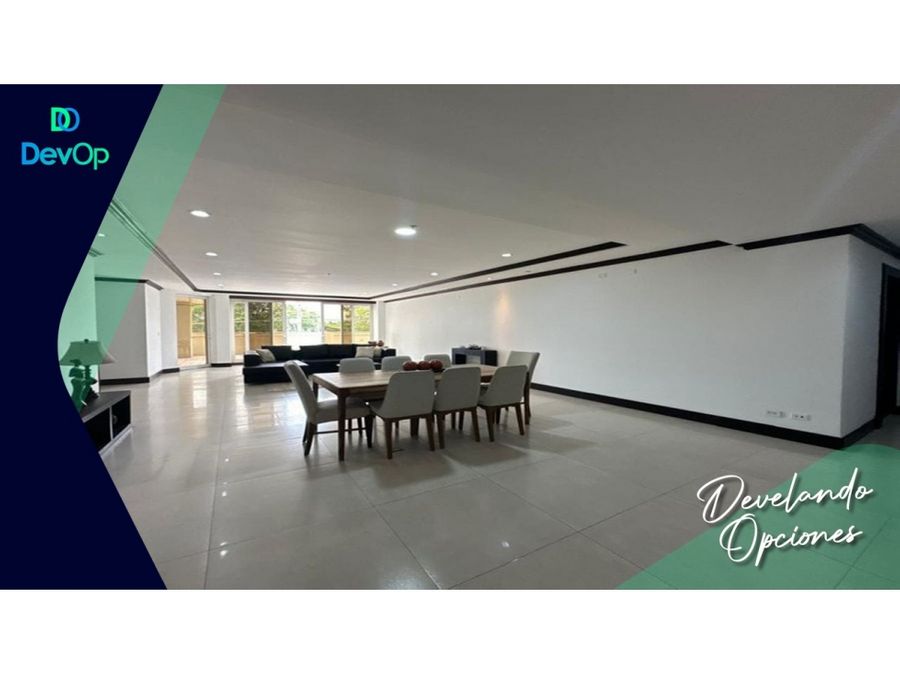 Apartment at Torres del Lago