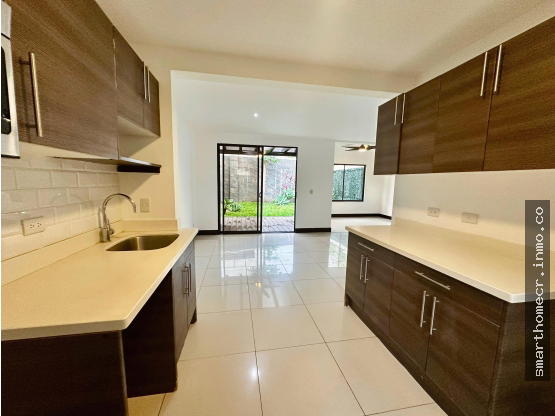 Casa en Condominio Parques del Sol