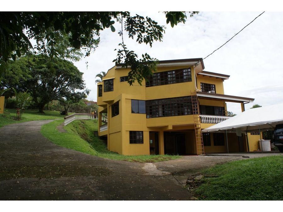 Casa en Turrialba