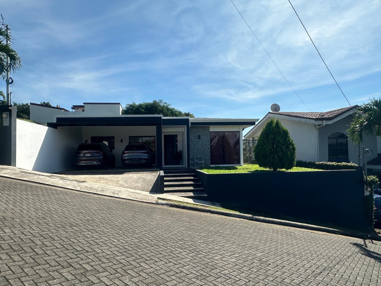 Casa en Condominio Valle Las Flores