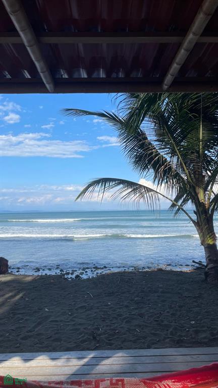 Land at Golfito