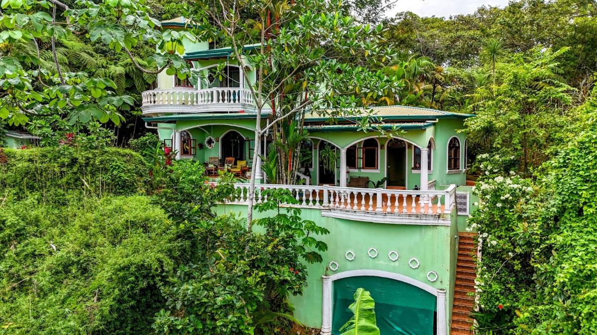 Casa en Ojochal
