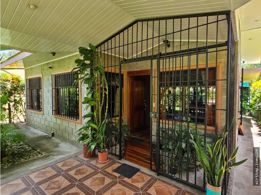 Casa en Paquera