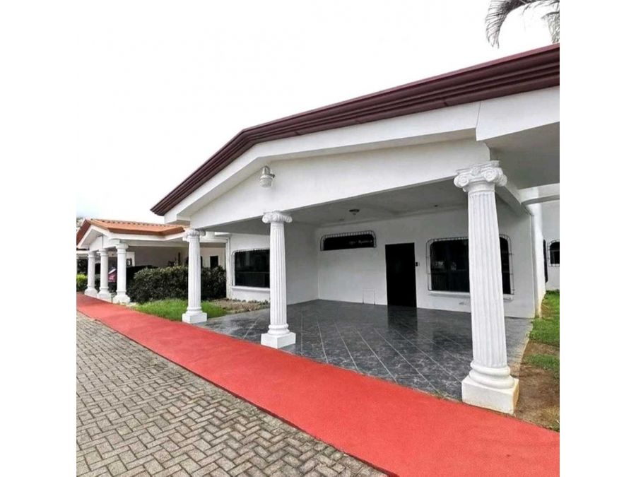 Casa en Piedades