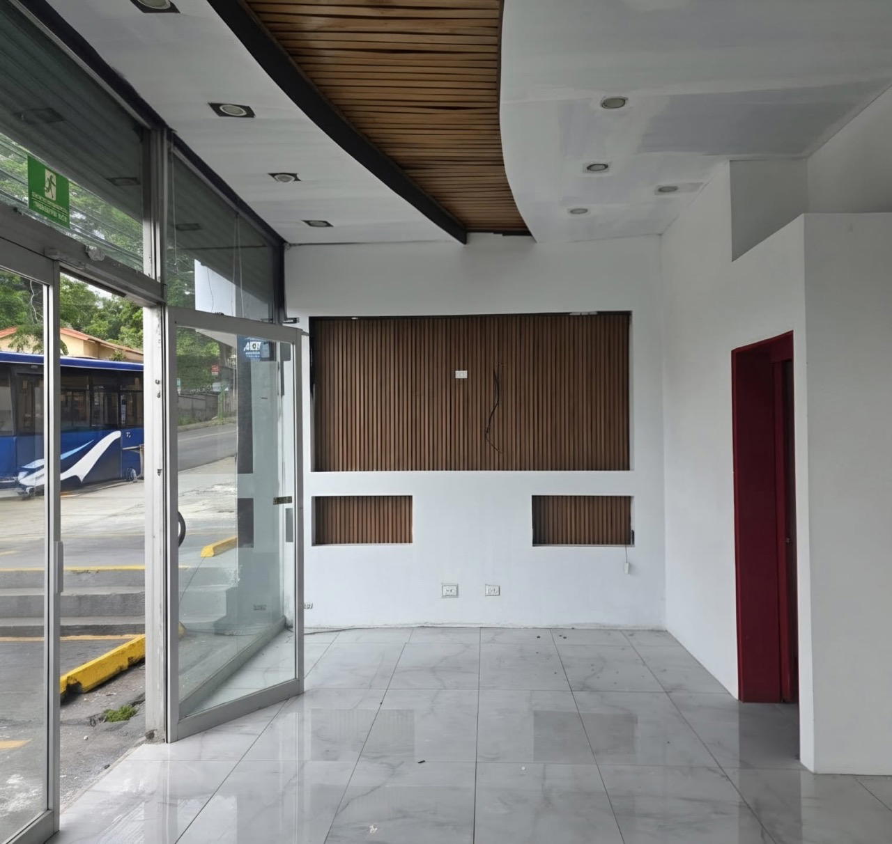 Commercial at Escazú