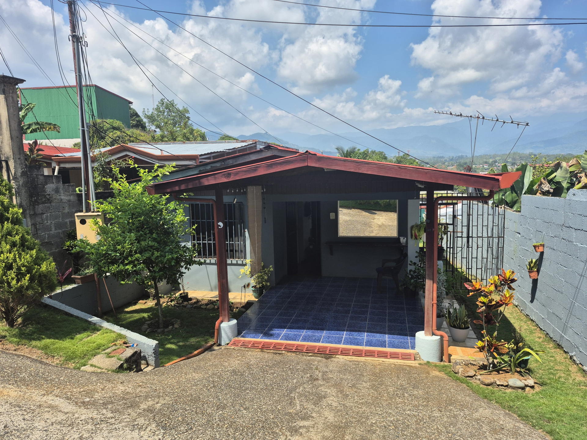 House at San Isidro del General