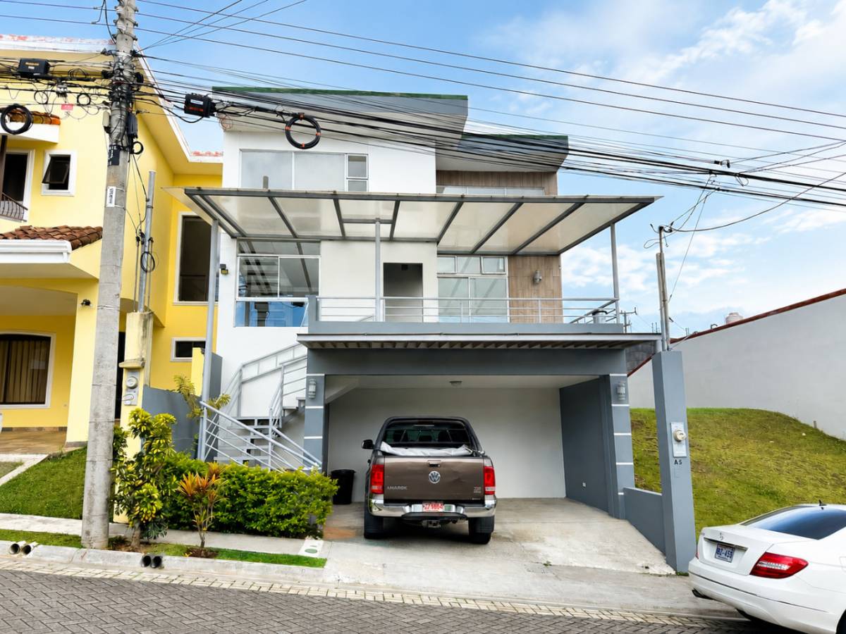Casa en Sabanilla