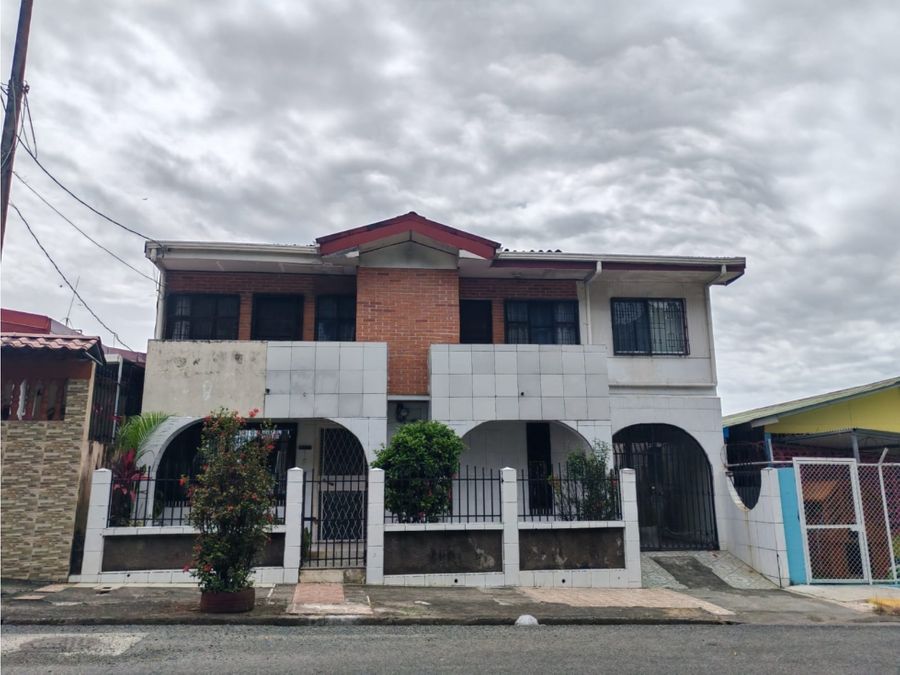 House at Limón