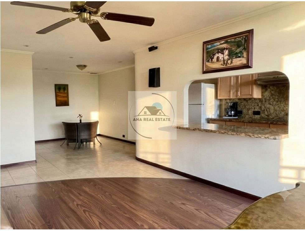 Apartamento en Valle Arriba Condominiums