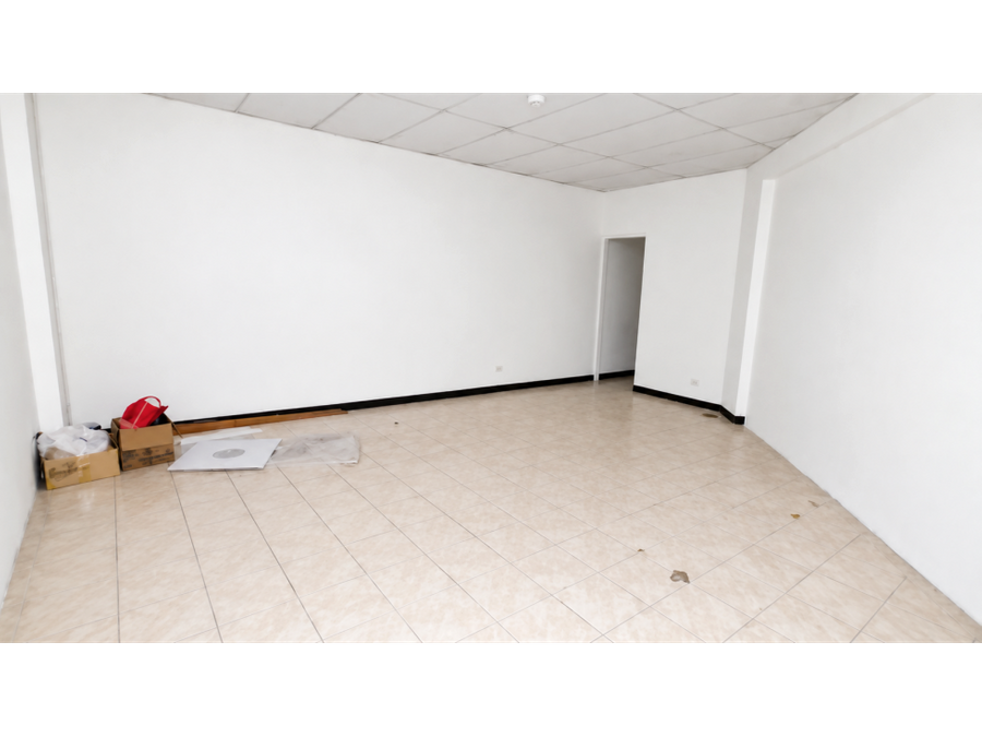 Comercial en Mata Redonda