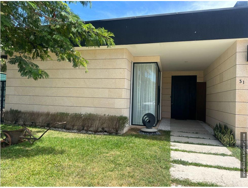 House at Pozos
