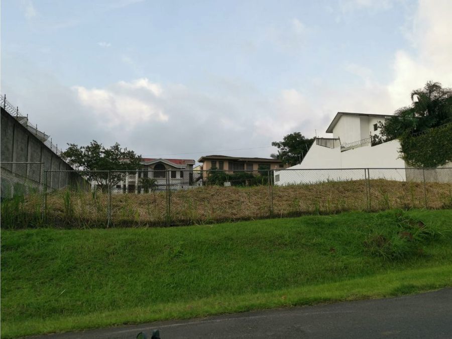 Property at Ulloa