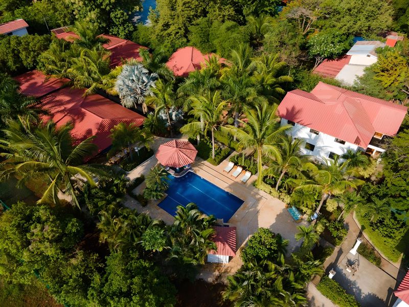 Comercial en Veintisiete de Abril