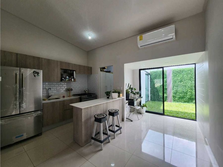 Casa en Condominio Robles de Lindora