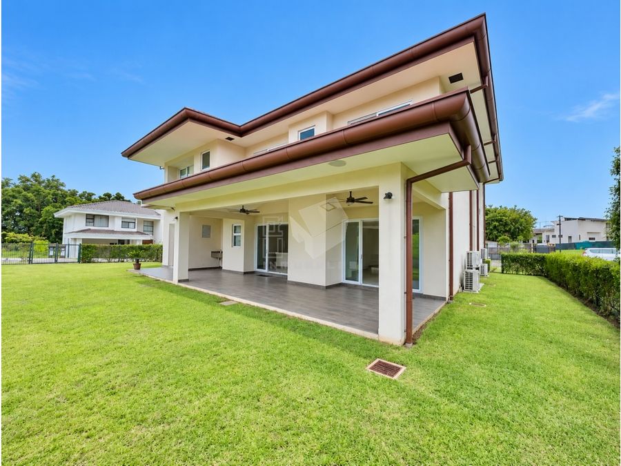 Casa en Guácima