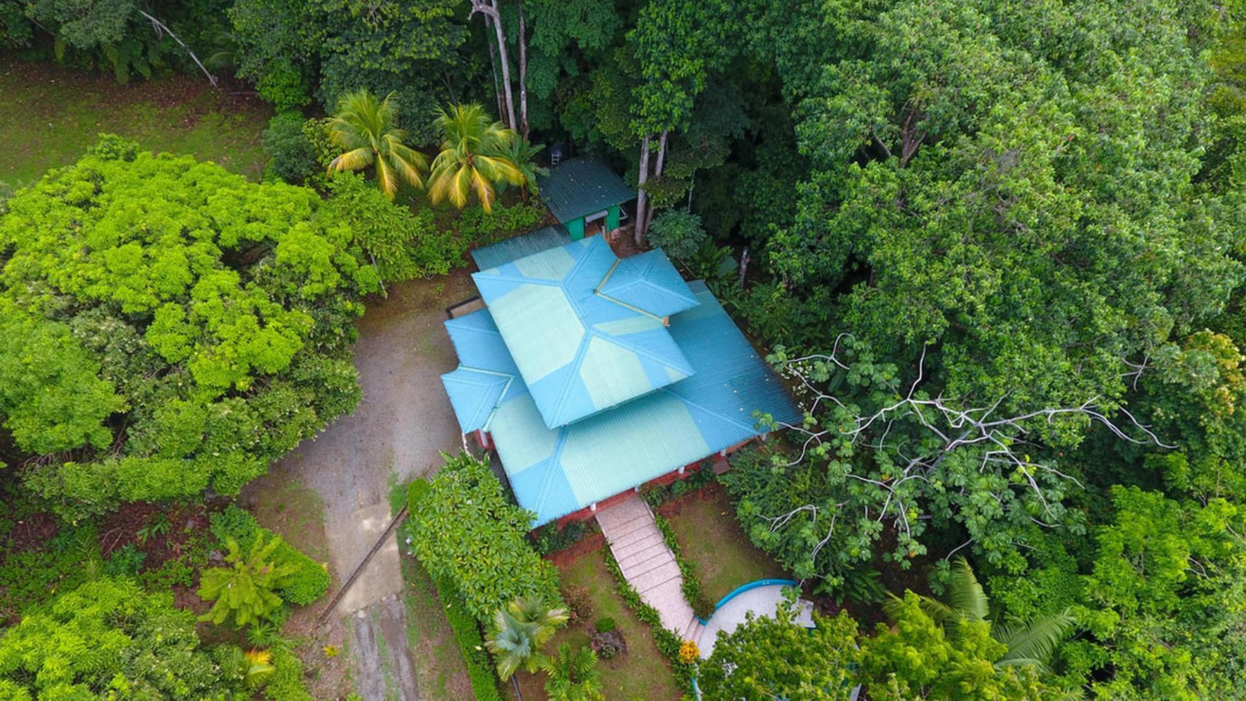 Land at Quepos