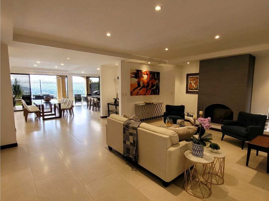 Propiedad en Condominio Senderos del Este
