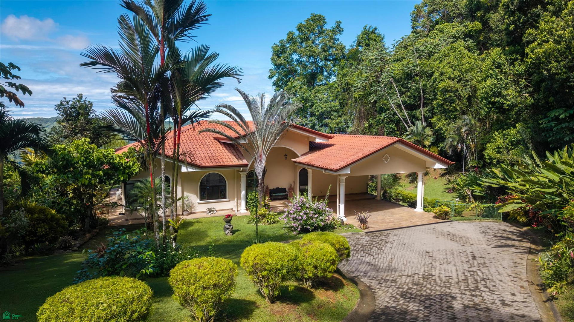 House at Platanillo