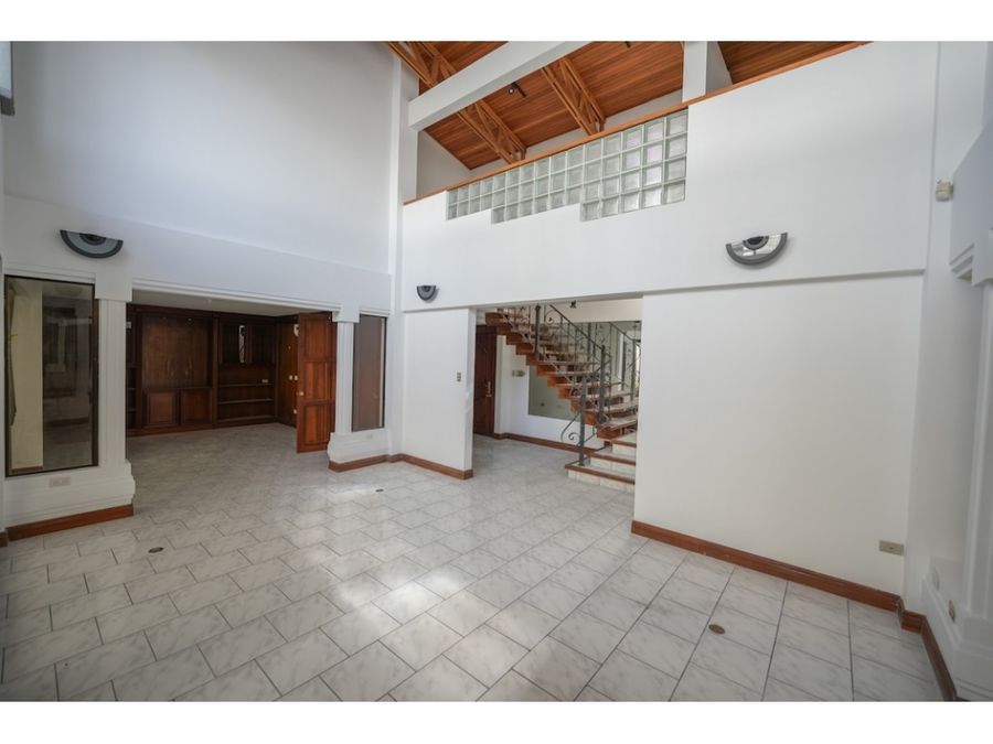 Comercial en San José