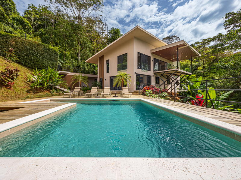 Property at Jacó