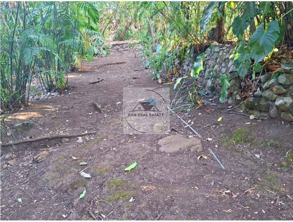 Terreno en Escazú