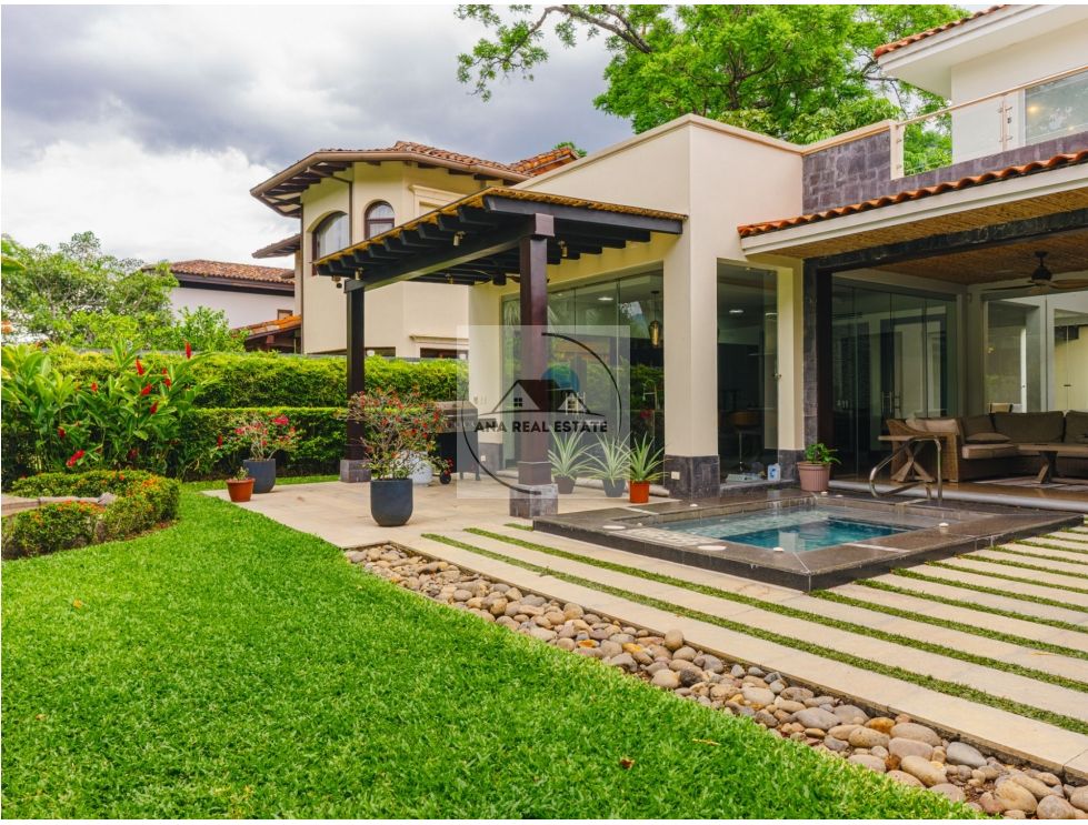 House at Santa Ana
